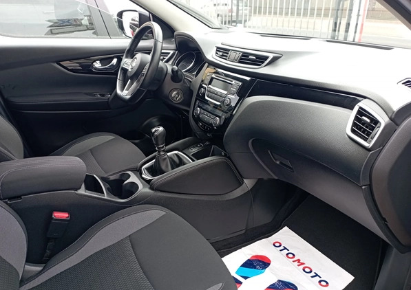 Nissan Qashqai cena 63900 przebieg: 55000, rok produkcji 2018 z Duszniki-Zdrój małe 277